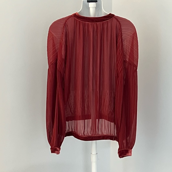 Free People Pleated Velvet Trim Buttondown - Picture 4 of 14